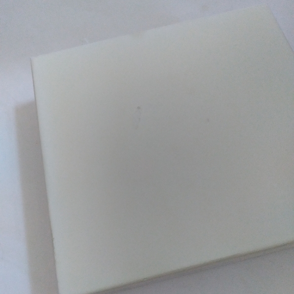 Ivory floral urn bound photo journal album, new with box - Picture 5 of 7